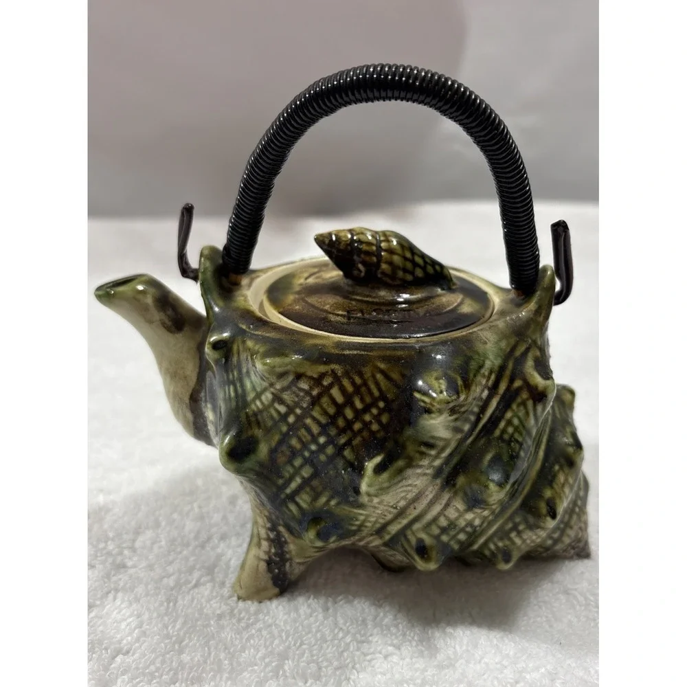Vintage Japan Majolica Florida Green Conch Shell Teapot Small